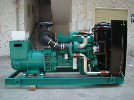 普洱1100kw康明斯柴油发电机组图片 普洱1100kw康明斯柴油发电机组图片